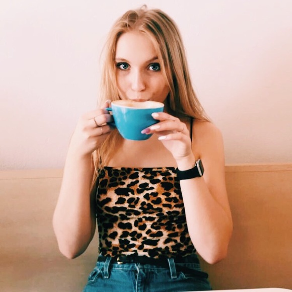 Meet your Posher, Michaela - Picture 5 of 5